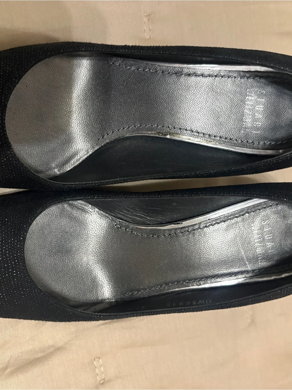 Stuart Weitzman Black Women's low platform pump with Subtle Sparkle-like new